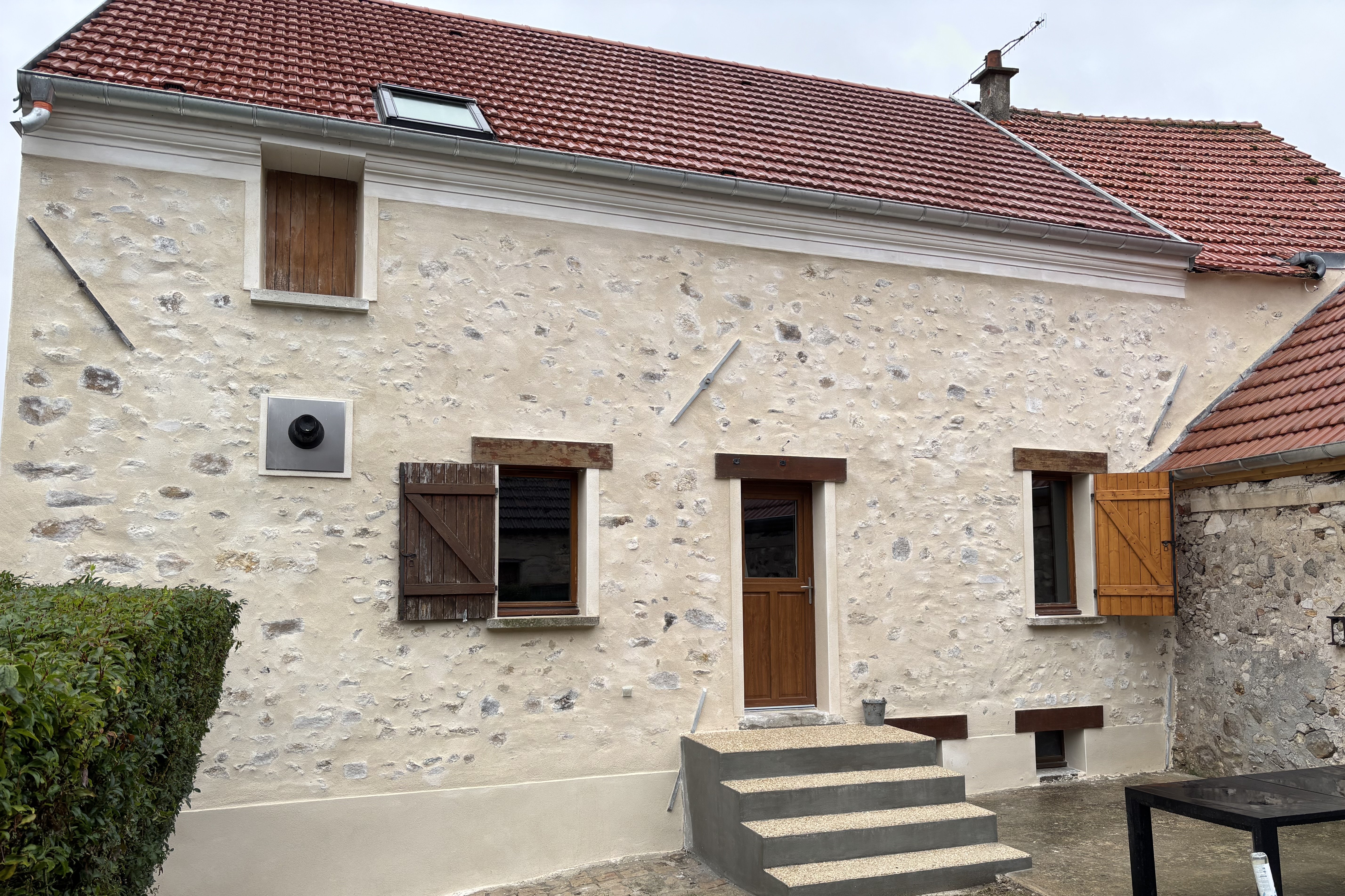  © GANFORNINA Bâtiment