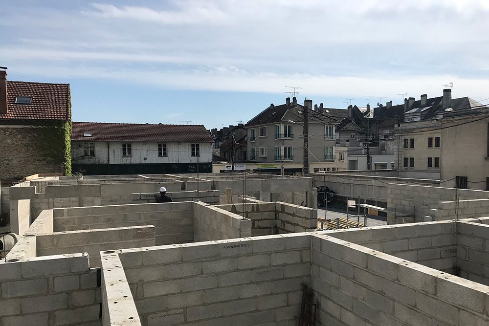  © GANFORNINA Bâtiment