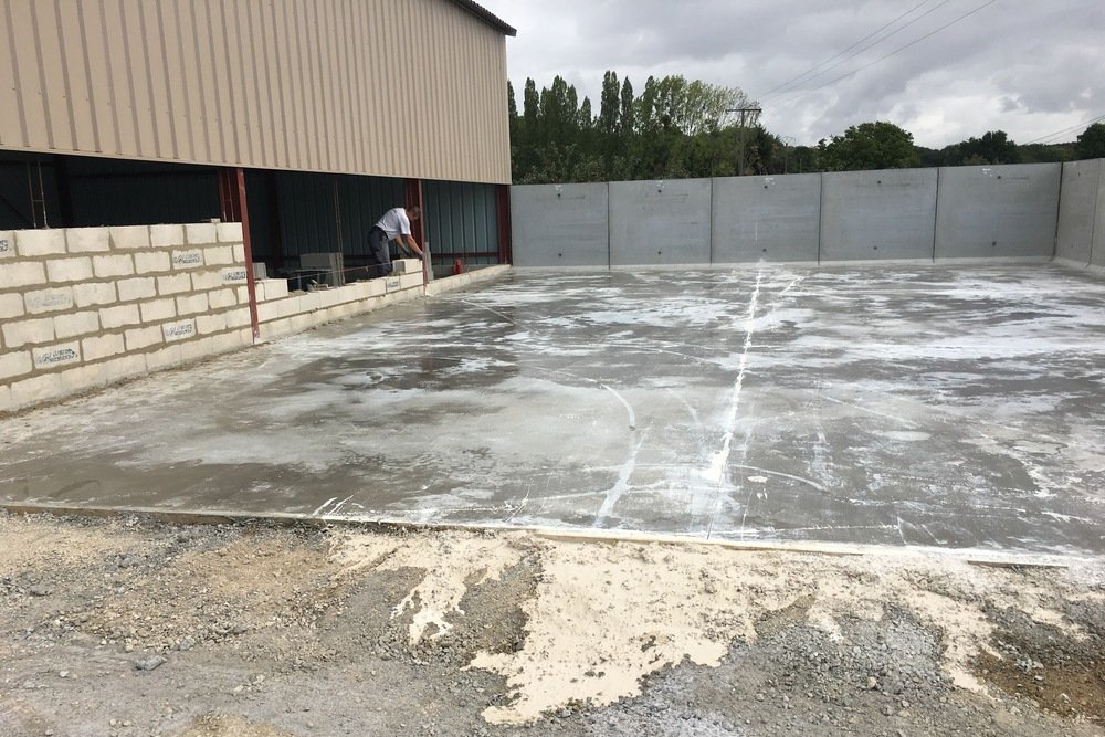  © GANFORNINA Bâtiment